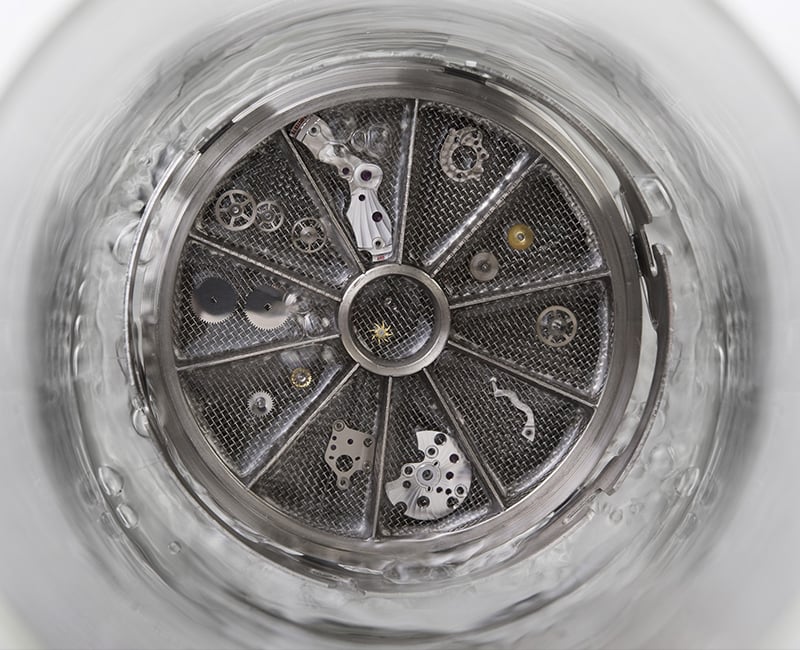 廣州歐米茄保養(yǎng)維修分為幾個步驟？（圖）