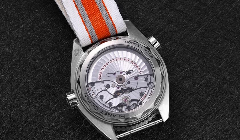 5萬出頭入手歐米茄橙圈海洋宇宙（圖）