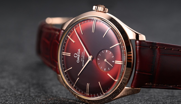 歐米茄手表機芯有劃痕該如何處理？（圖）